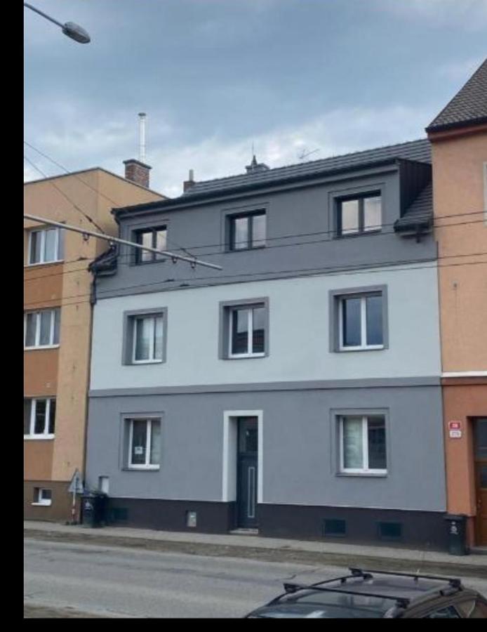Cerna Ruze - Apartman 7 Plzeň Extérieur photo